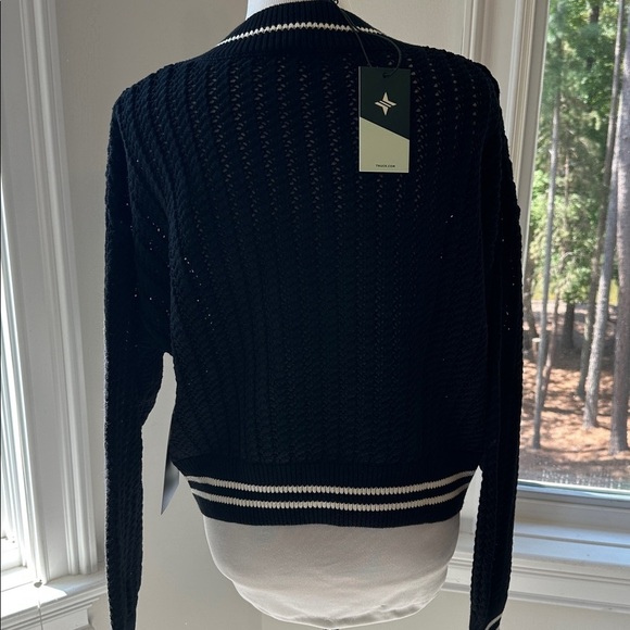 TUCKERNUCK Black Cropped Irene Sweater, Medium, 100% Cotton, NWT - Picture 6 of 10
